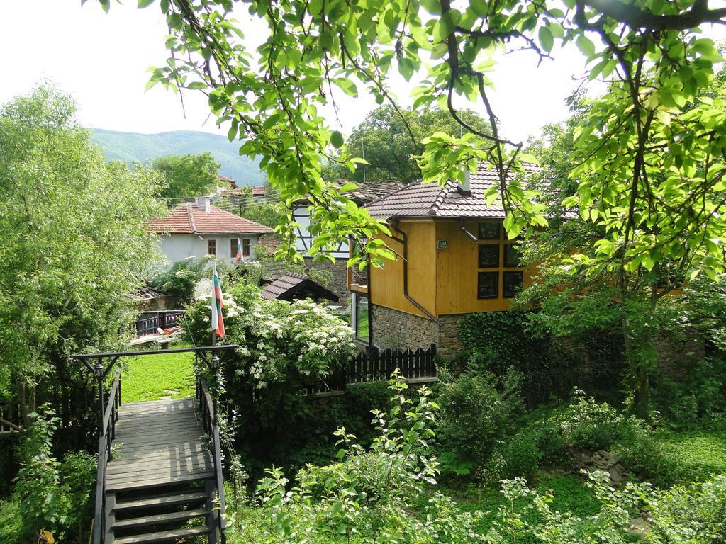 Countryside Houses Golets Hotel Quarto foto